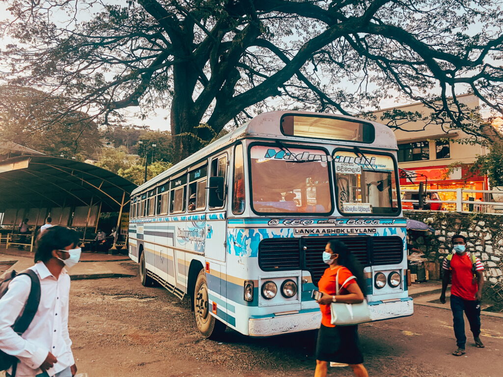 Lokale bus in Sri Lanka